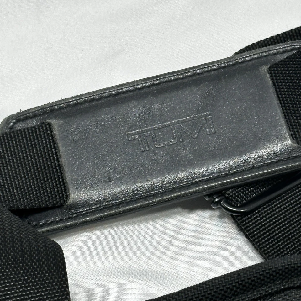 TUMI Alpha 16" Maletín Laptop Bolso Mensajero L Negro Correas para Manos y Hombros Foto 3 de 4