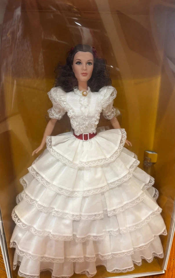 Barbie Collector Lo que el viento se llevó Scarlett O'HaraDoll Gold Label 2013 Mattel Foto 2 de 4