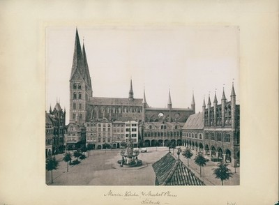 Photo Hanseatic city of Lübeck, around 1870, Mariakirche, marketplace - 10440504