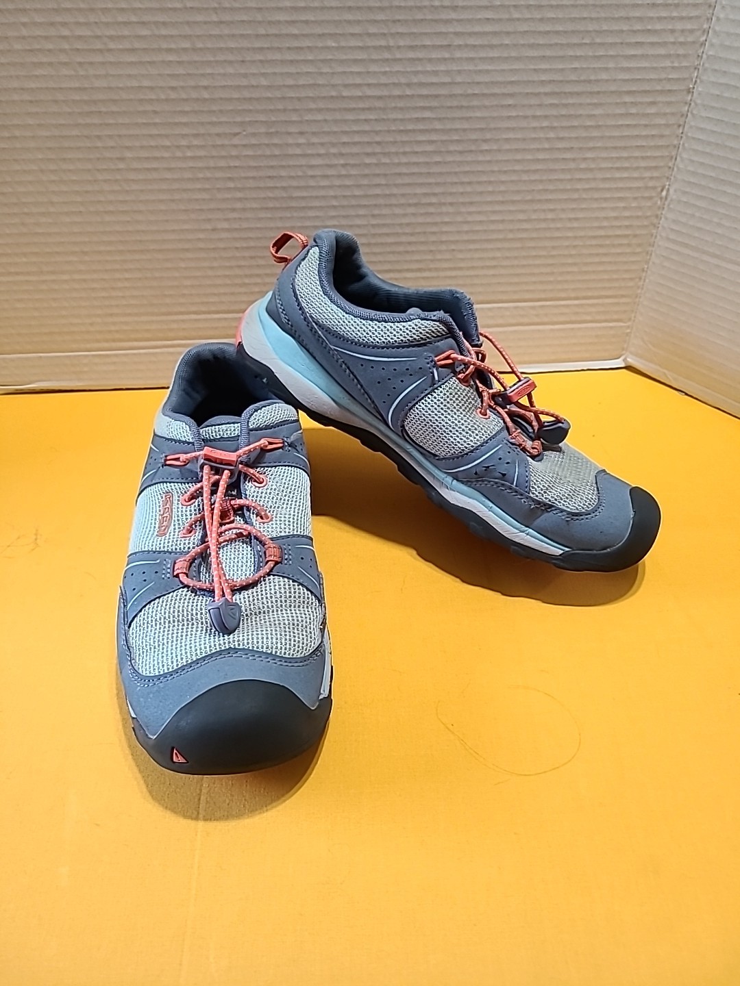 Keen Women's Vent Size 6 Hiking Shoes