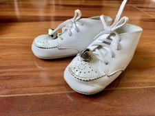 Vintage 1980s Stride-Rite Crib Shoes With Bells-White-Size 3-Includes Box