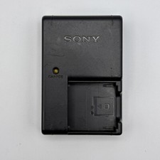 Original / Sony / Battery Charger / BC-CSGB