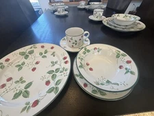 INTERNATIONAL TABLEWORKS Strawberry Dinner/salad Plates, Bowl,  Cup & Saucer Set