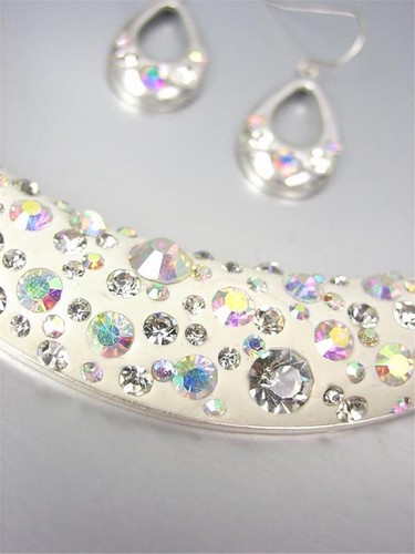 NUEVOS Alexis Mystic Fire Iridiscente Cristales de Aurora Barra Collar Pendientes - Imagen 3 de 6
