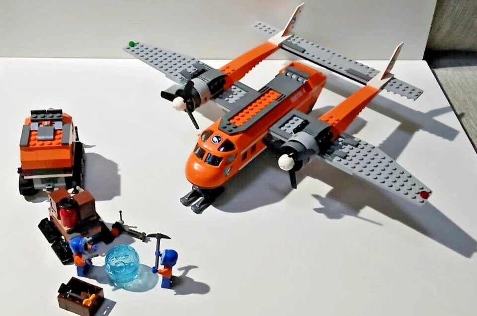 LEGO VINTAGE SET 60064 ARCTIC SUPPLY PLANE UNBOXED WITHOUT INSTRUCTIONS - Image 2 of 4