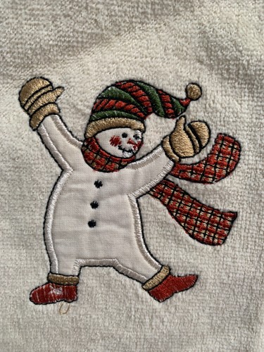 Vtg NWOT Grand Prix by Avanti Winter Snowmen Finger Tip Towel Set (2)