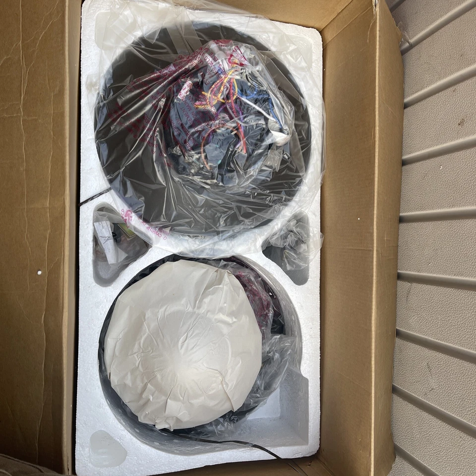 New Westinghouse  48” Stiletto Iron finish Reversible Blades Ceiling Fan - Image 3 of 4