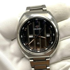 Orient Day Date Mens Wristwatch Authentic Timepiece Excellent Condition