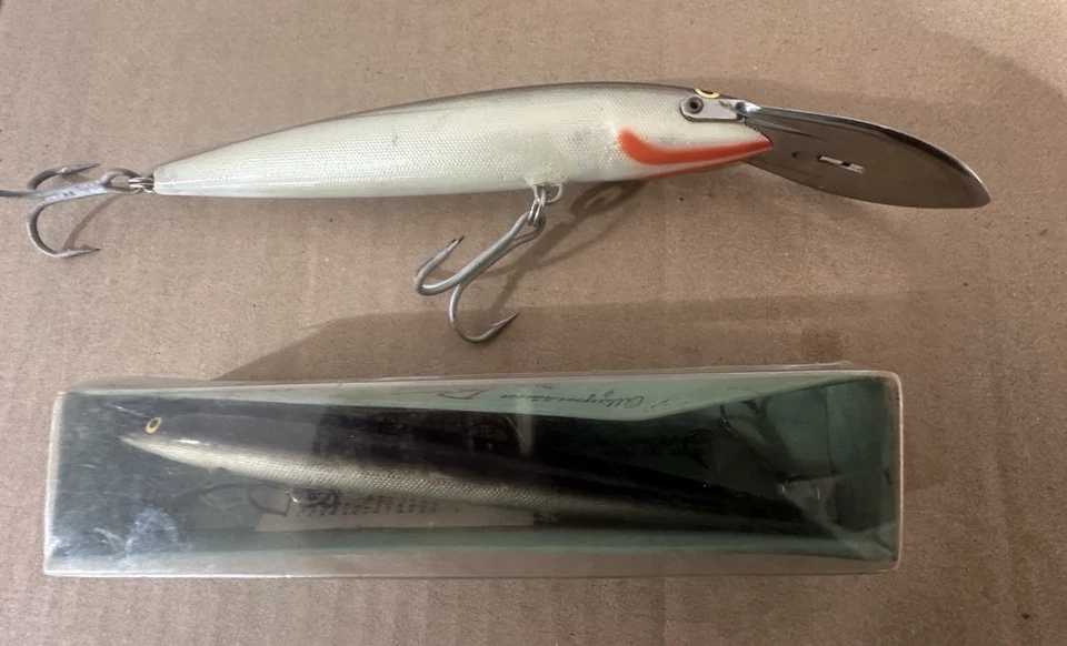 2 Rapala and 2 Rebel Musky-Pike Size Lures. Excellent to Unfished Condition - Image 4 of 4