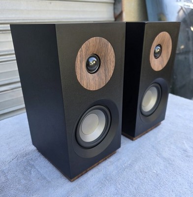 Jamo S 801 Bookshelf Speakers Pair 2.0 Channel Black Brown and stand