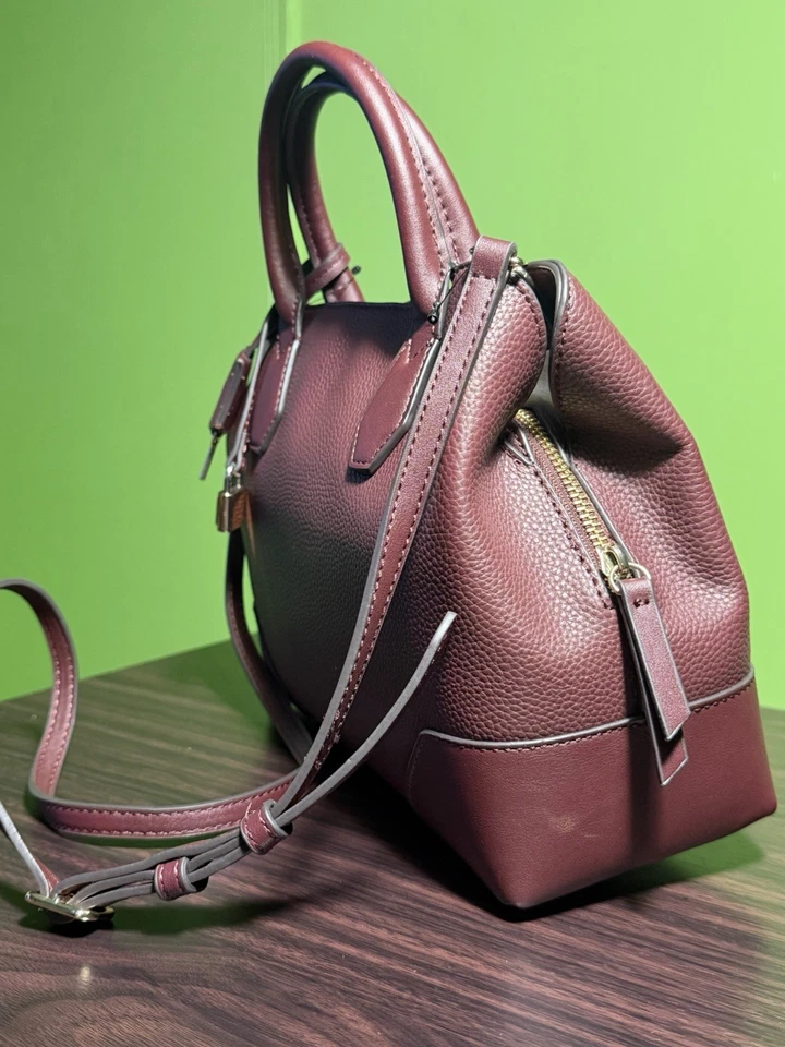 Bolso Cartera Nine West Granate Brooklyn Jet Set Foto 3 de 4