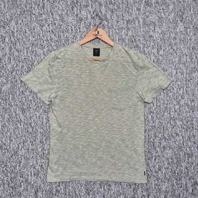 Finisterre T-Shirt Herren kleine Bio Baumwolle Tasche Salbeigrün Noppen
