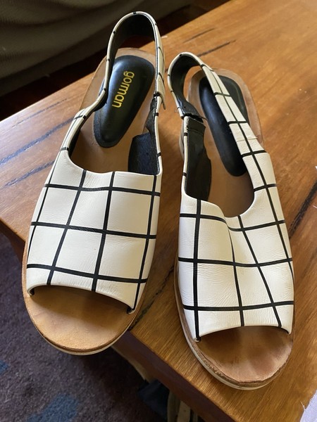 Gormanblack And White Wedge Heel Sandals - Size 9