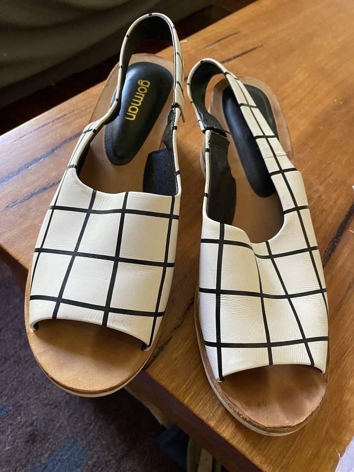 Gormanblack And White Wedge Heel Sandals - Size 9
