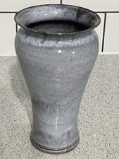 LARGE 20cm HIGH PALE GREY WOBURN STUDIO POTTERY VASE