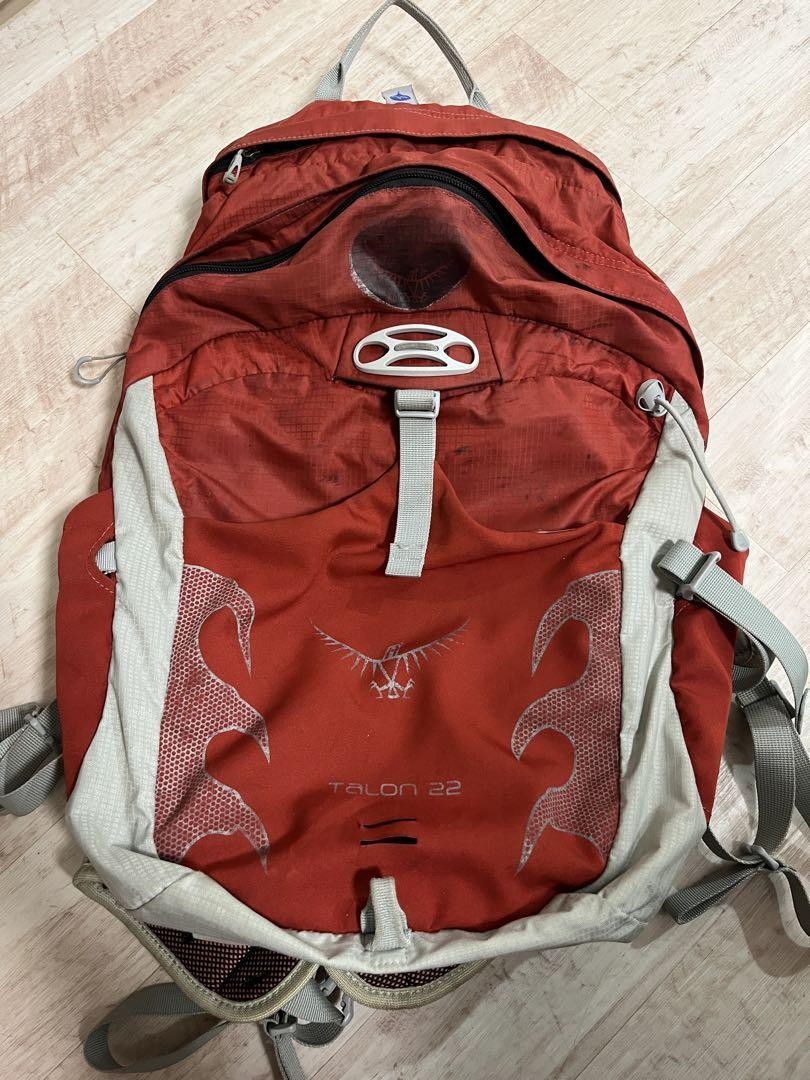 Osprey Talon 22 Red Limited Edition Hiking Backpack Rare Outdoor Camping Gear