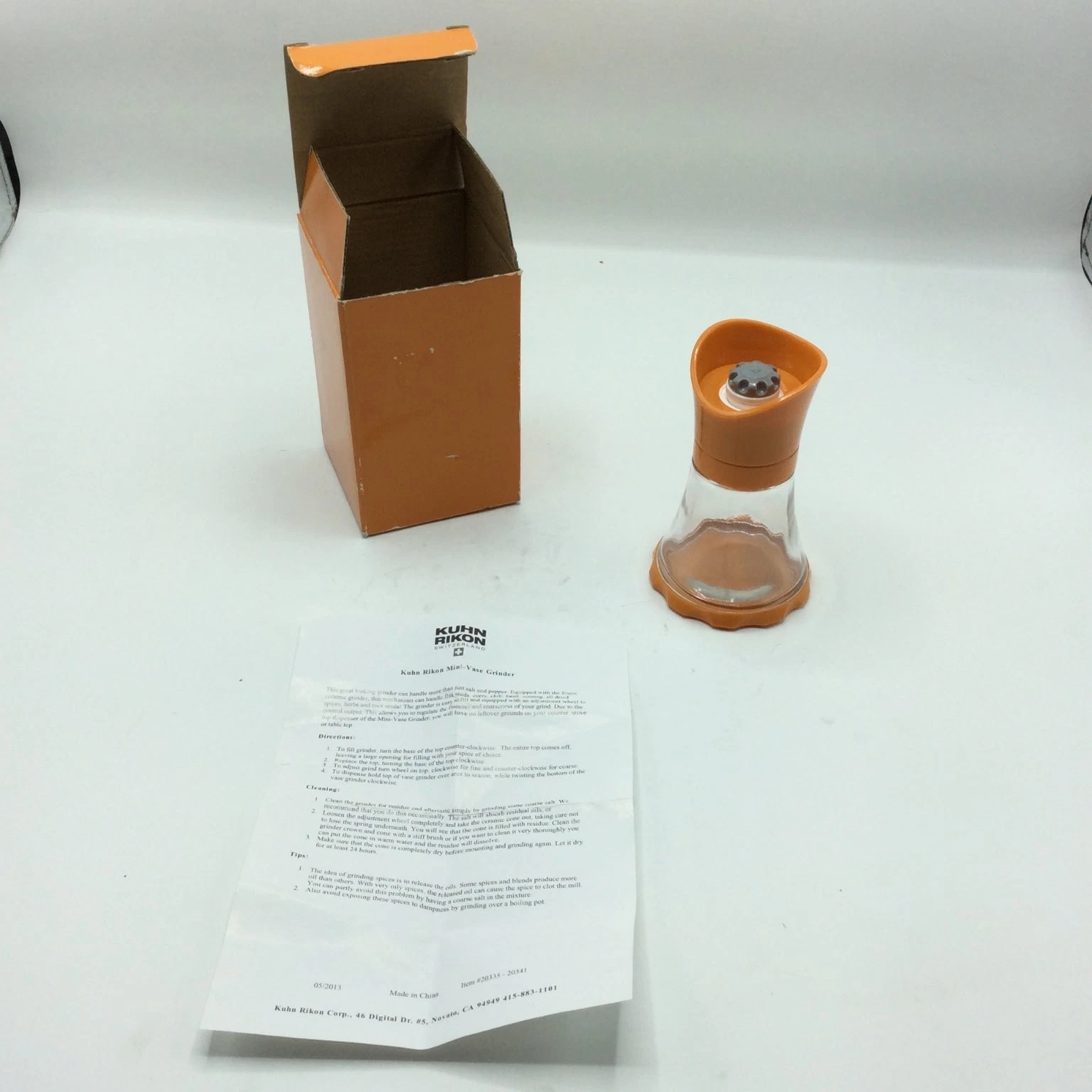 Kuhn Rikon Grinder Orange Glass 2013 Switzerland Box Pepper Salt