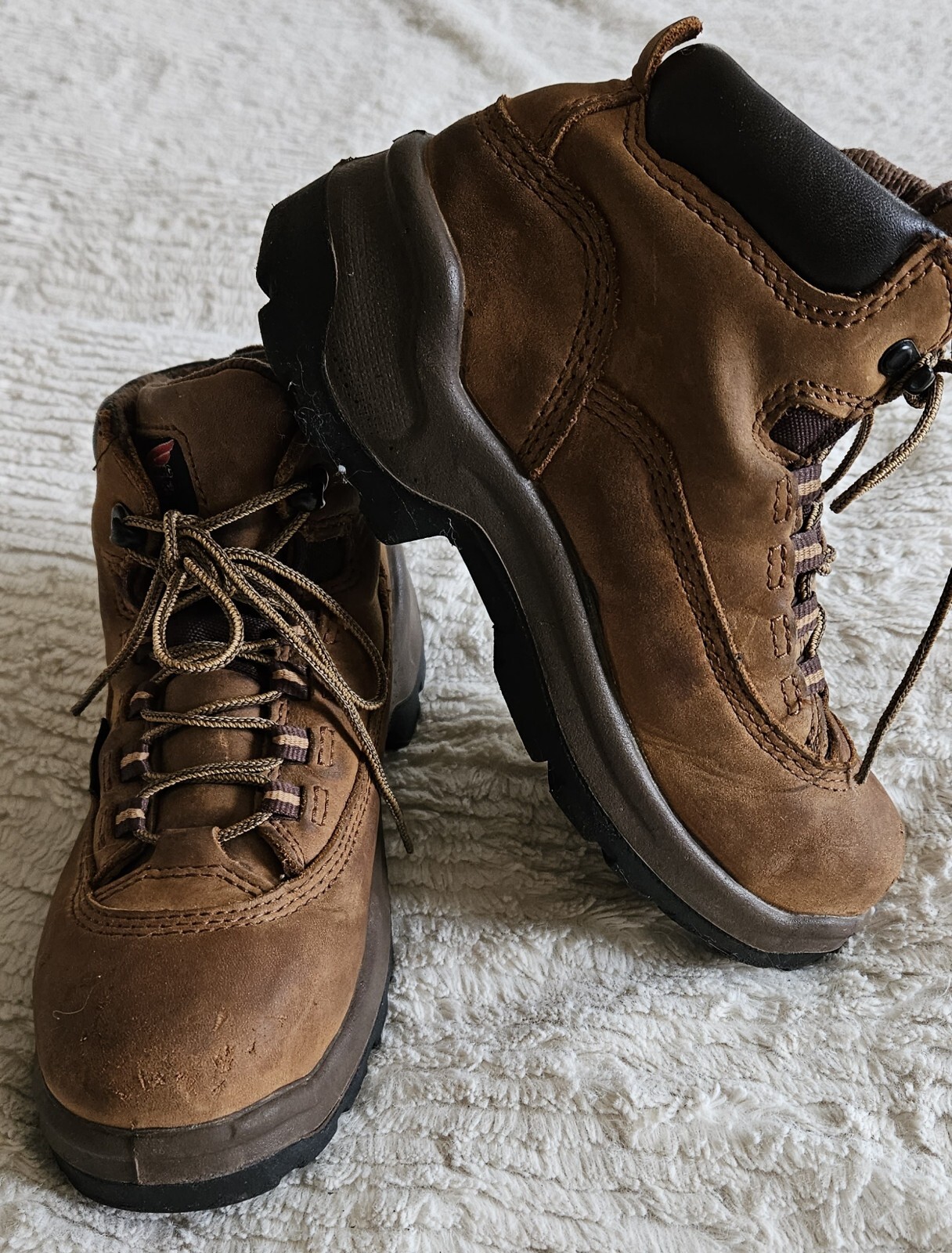 Red Wing Steel Toe ASTM F2413-11 Hiking Work Boots Wmns Vibram