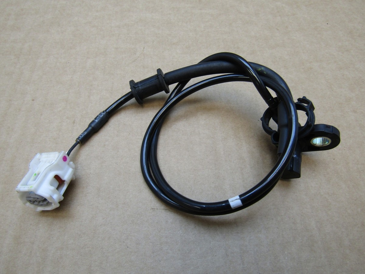 Yamaha XSR 125 [MTM 125] 2022 1,410 miles rear ABS sensor