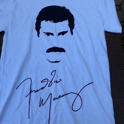 Queen NEW Freddie Mercury Face Signature T-Shirt Adult Small w/ Tag