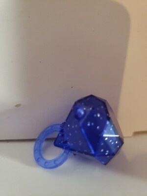 MATTEL BARBIE DOLL BLUE GLITTERED DIAMOND SHAPED PURSE  ACCESSORY