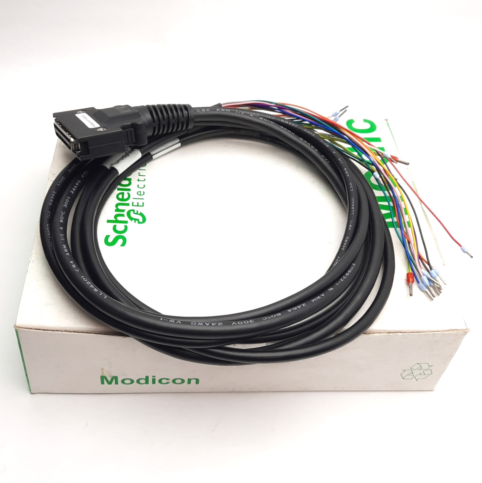 Schneider Electric VW3M1C10R10 Lexium LXM26/28 IO PTI Cable 1m, 50-Pin MDR Male