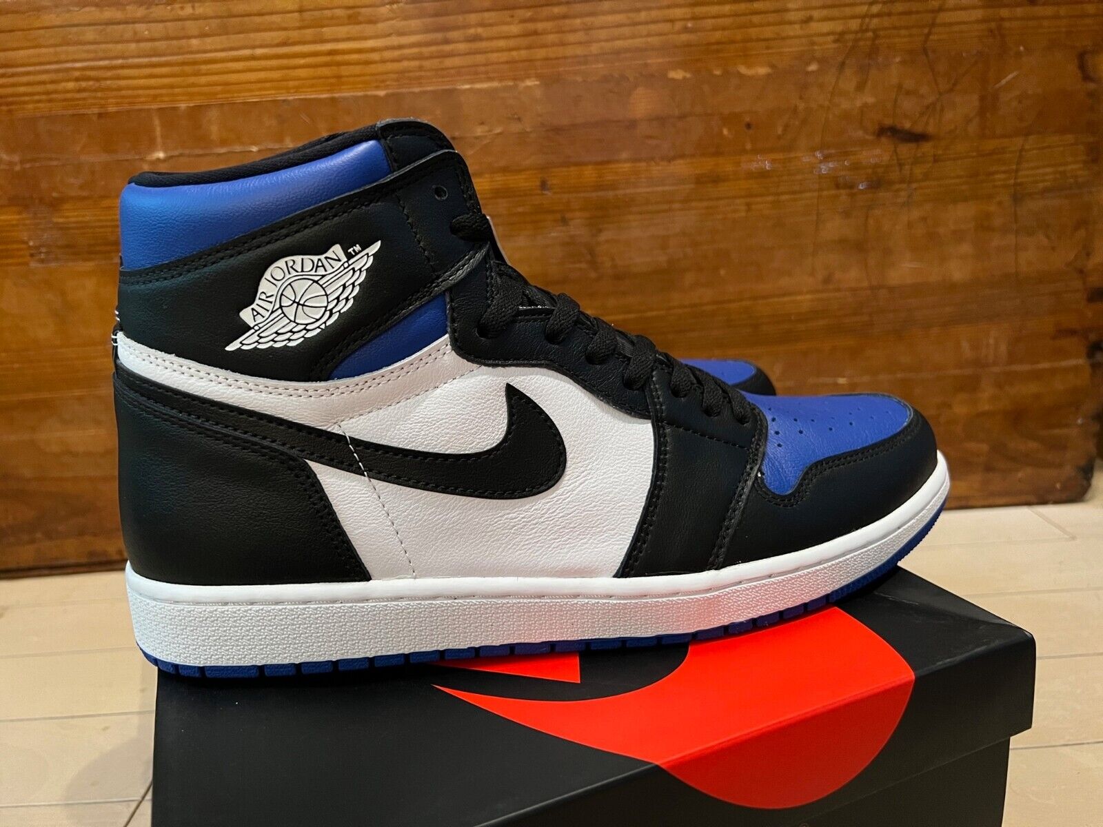 Nike Air Jordan 1 Retro High OG Black White Royal Toe Blue sz 12.5