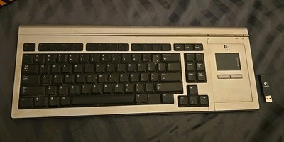 Logitech Cordless MediaBoard Keyboard Y-RAN77 Playstation 3 Silver Tested 
