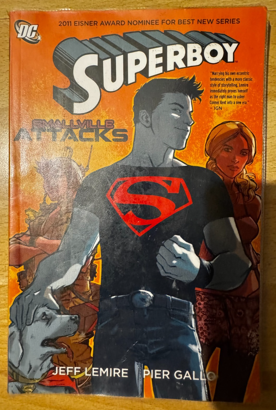 Superboy Smallville Attacks Paperback TPB Graphic Novel DC Comics ex Library