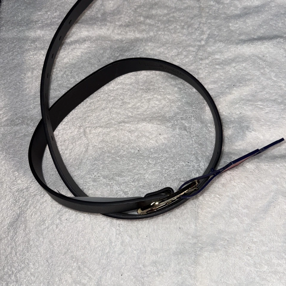 Tommy Hilfiger Cinturón Negro Cuero Sintético Mujer Talla M Hebilla Dorada Logo Foto 2 de 4