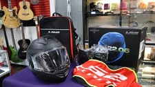 LS2 ff901 Advant X Helmet Size Medium with Cardo Freecom 2X  Bluetooth System