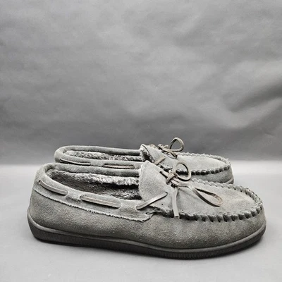 Minnetonka Pile Lined Slippers Mens 11 Gray Suede Faux Fur Moccasin Shoes - Image 1 of 4