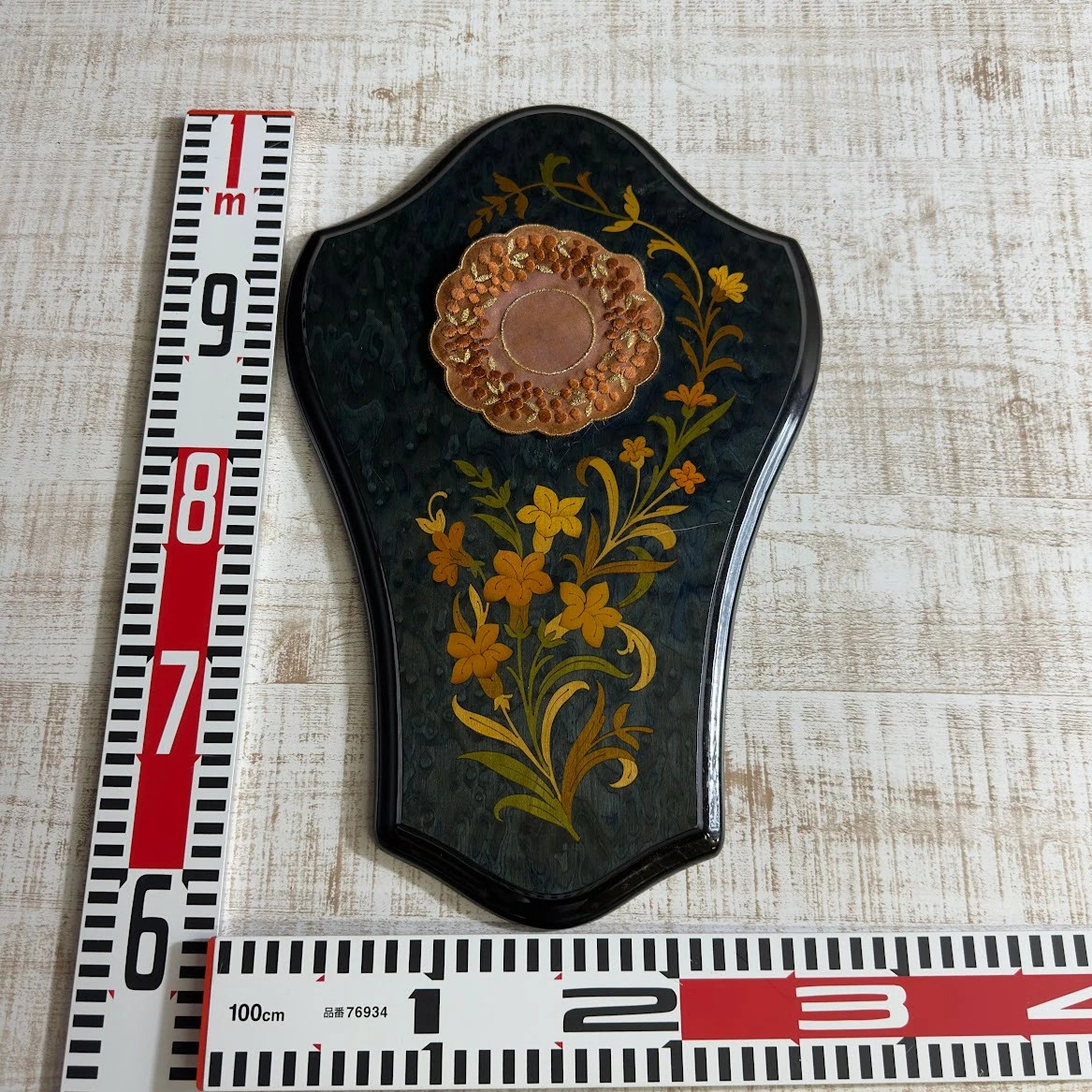 Picture 2 of 24