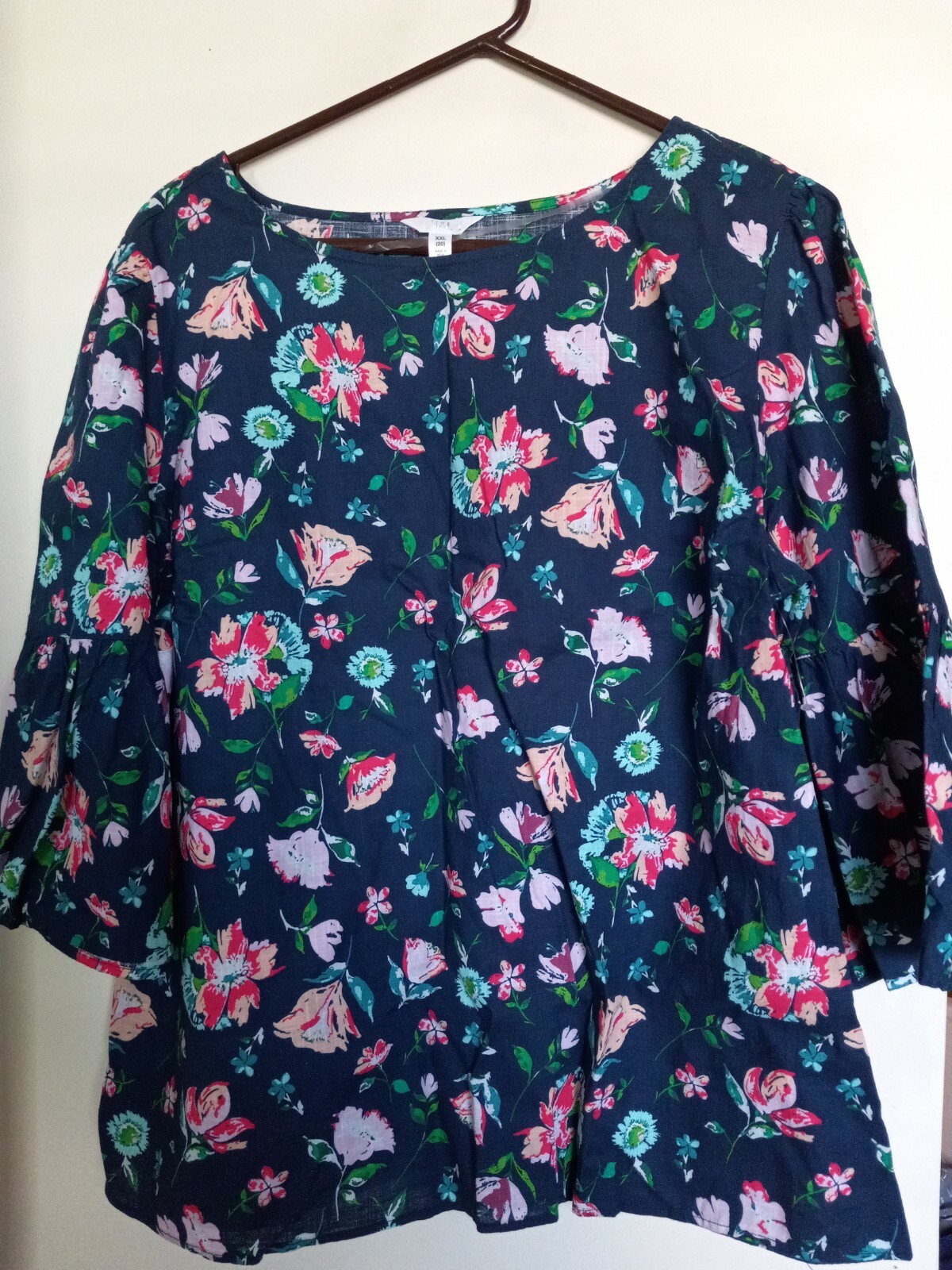 Time & Tru XXL 20 Navy Blue Floral Boho Peasant Top with Bell Sleeves Plus Size NWOT