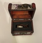 Picture 2 of 8