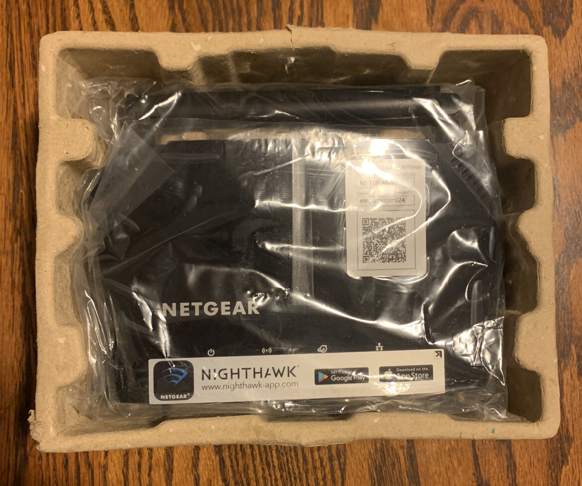 NETGEAR R6080 AC1000 Dual Band Smart Wi-Fi Router. New In Box, Never Used