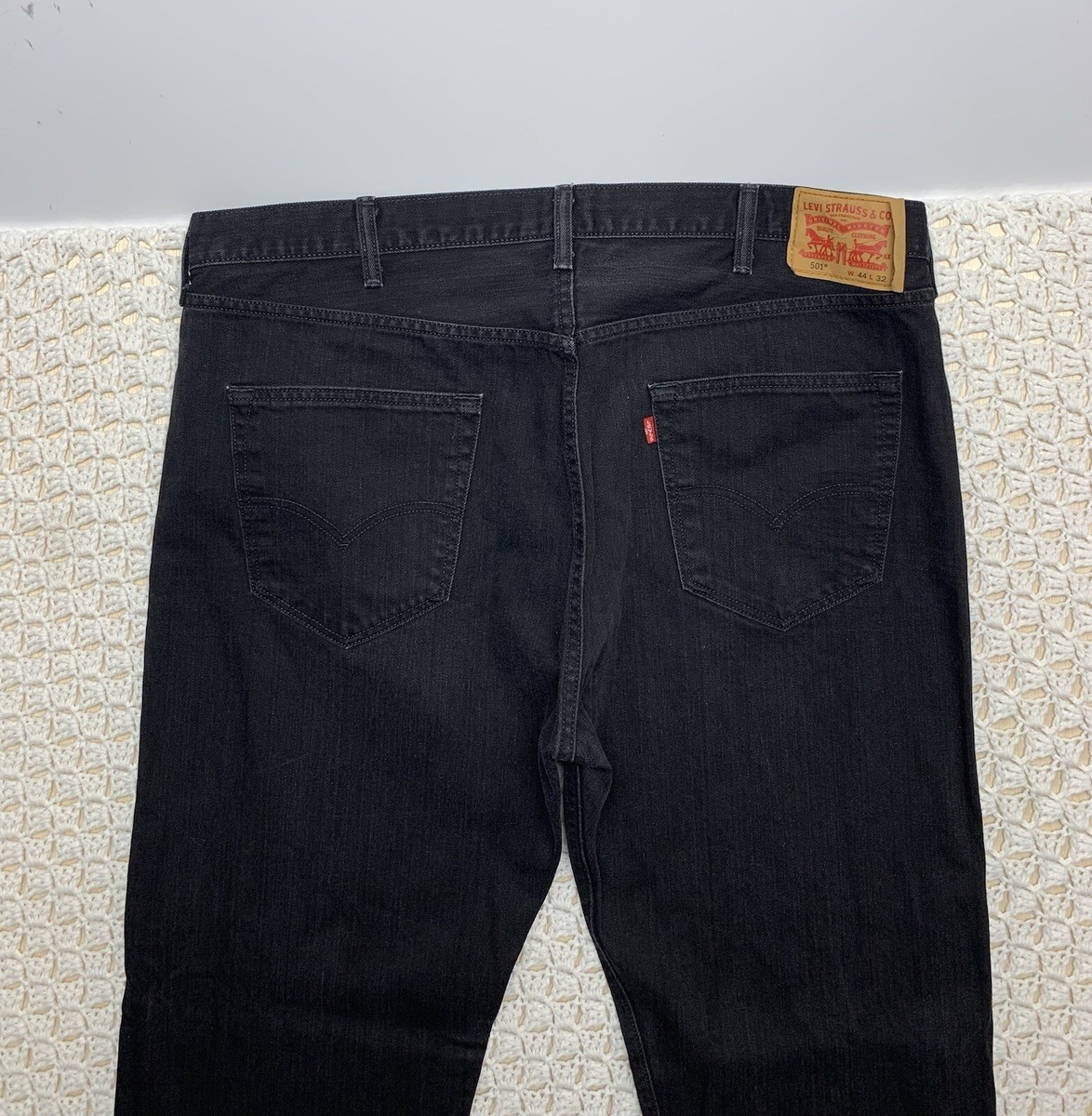 Levi's 501 Black Jeans Mens 44x32 Approx 42x31 Black Button