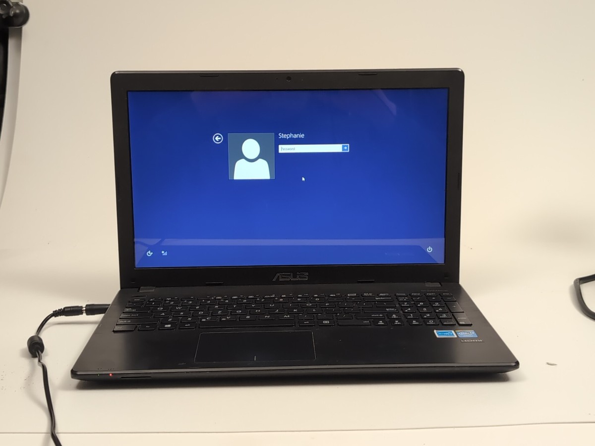 ASUS X551M 15.6 Intel Celeron N2840 @ 2.16GHz 500Gb 4 GB RAM No