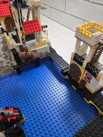 LEGO Pirates: Imperial Trading Post (6277) 100% COMPLETE with Instructions!