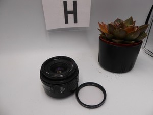 Minolta AF 28mm 1:2.8 (22) Lens - Minolta sony Alpha a Mount - +  caps  all 100%