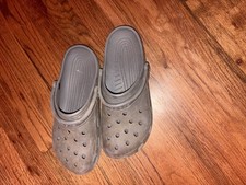 Crocs Men's Classic Clogs Size 11 Used Gray Slip On Sandals