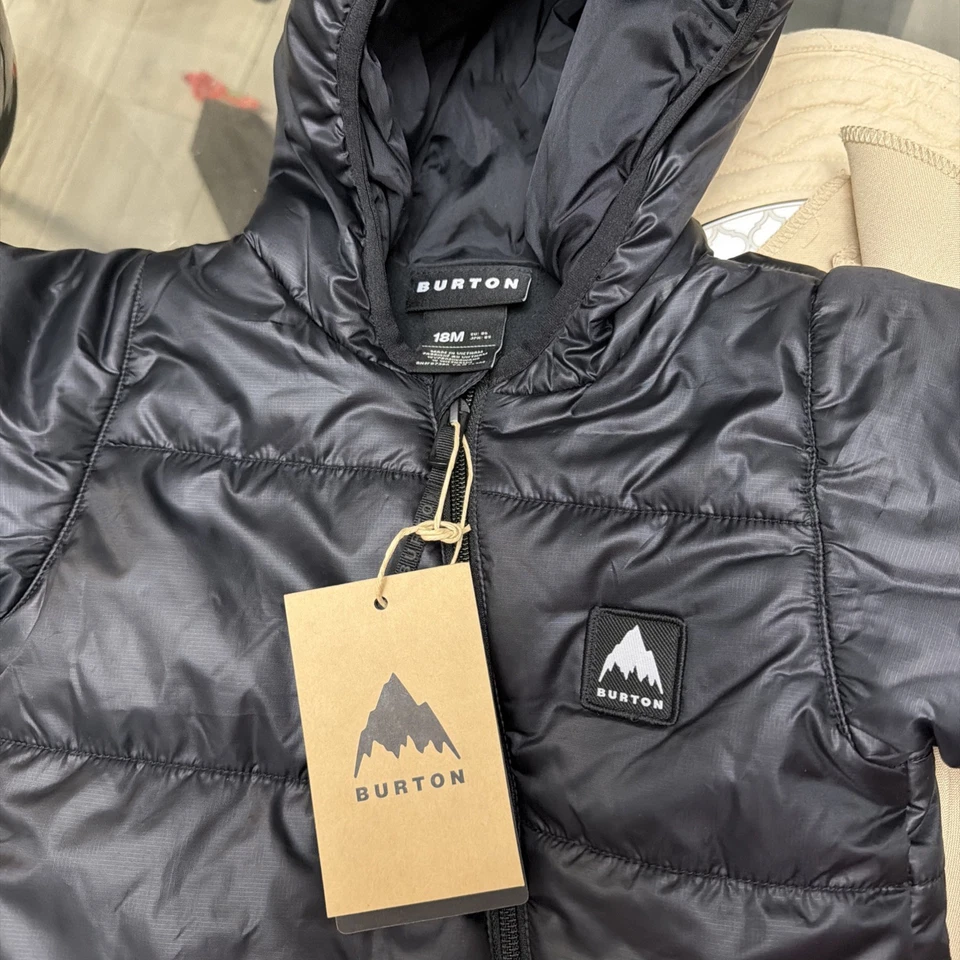 Nuevo traje de banderín Burton para bebés talla 18 meses MARP $120 Foto 2 de 4