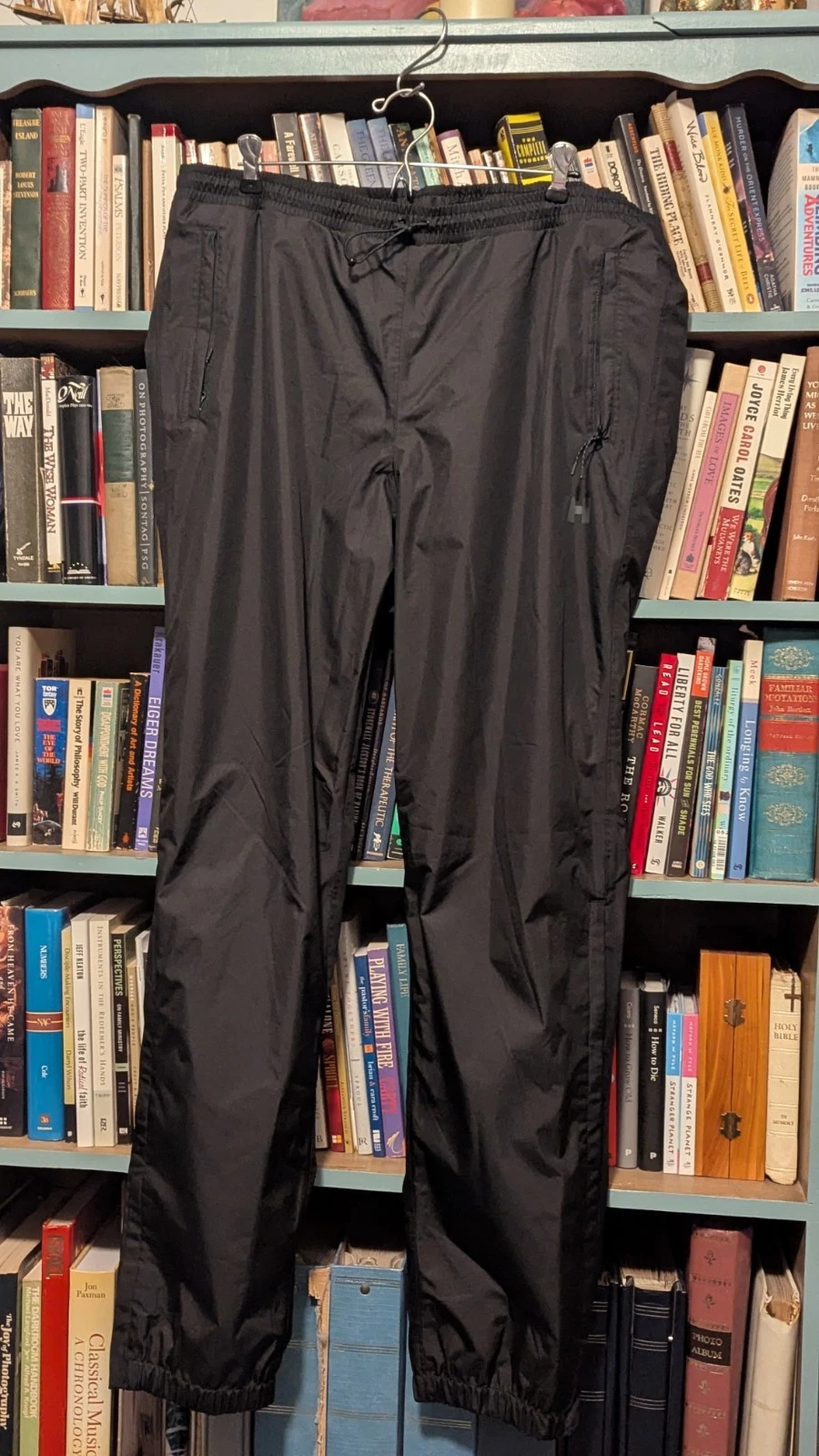--NEW-- Helly Hansen, Mens, Vancouver Pant , Wateproof/Windproof, (XL) Black