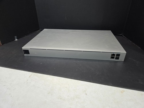 Ubiquiti Networks Unifi 4 Ports Next-Generation Gateway Pro Network Router