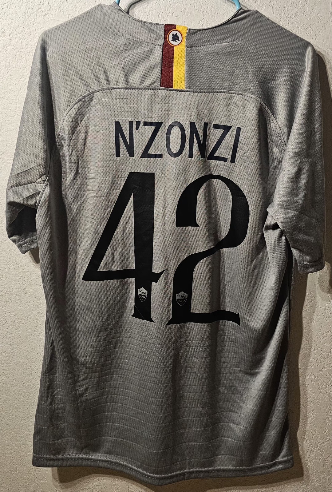 AS Roma 2018-2019 Wolf Grey Men's Soccer Football Jersey SZ XL Fits Like A LRG