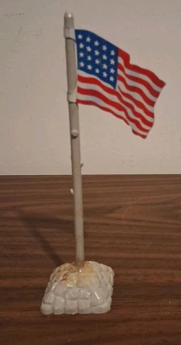 20 Star Flag Tin Litho with pole and base see descrip Marx Fort Apache Play Set