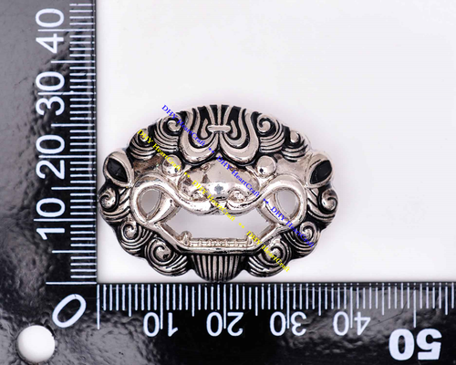 6X Silver Black Amulet Chinese Guardian Foo Dog Lion Leathercraft Wallet Conchos - Picture 10 of 12