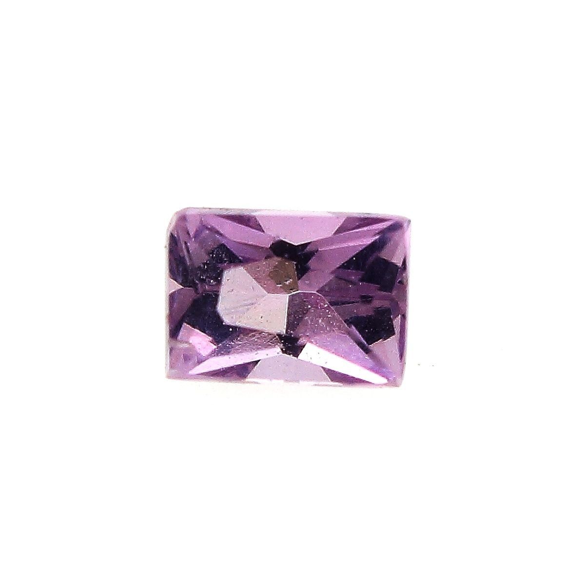 Scapolite violette naturelle Afghanistan de 0.12 cts pureté IF taille ovale