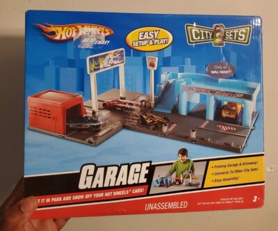 HOT WHEELS CITY SETS GARAGE PLAY SET NEW FACTORY SEALED OLD STOCK