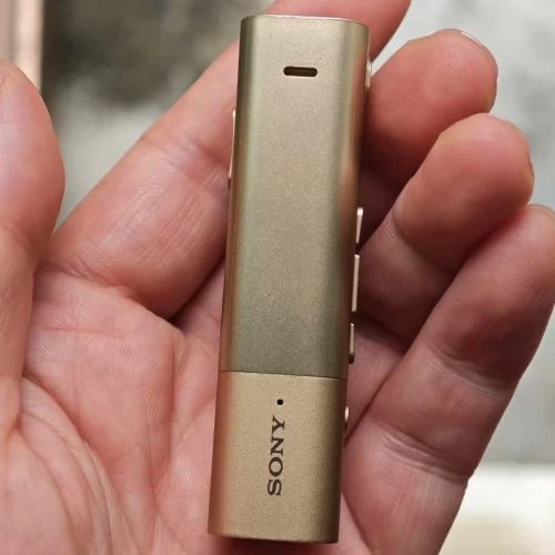 Auriculares Bluetooth estéreo Sony SBH54 NFC - dorados con voz HD y radio FM Foto 4 de 4